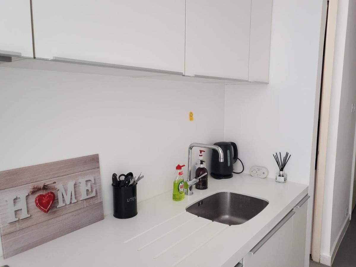 Cityscape Apartment In Birmingham With Self Checkin Εξωτερικό φωτογραφία