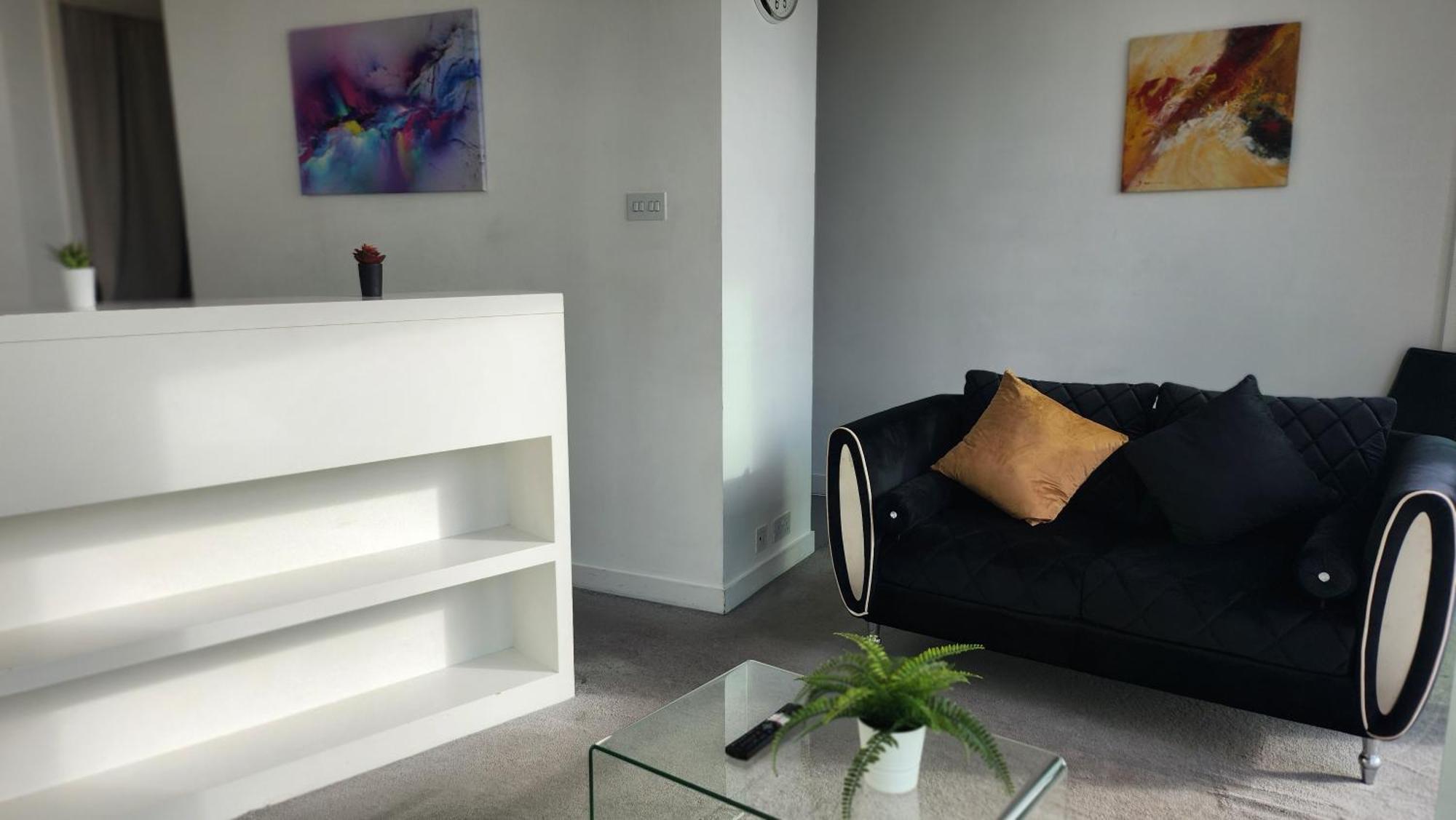 Cityscape Apartment In Birmingham With Self Checkin Εξωτερικό φωτογραφία